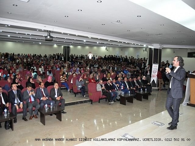 Malatya'da Sıtkı Aslanhan imam hatip gençliğine yeni bir ruh kazandırdı