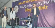 Arapgir Üzüm Festivalinin Yıldızı Sesiyle Hüsnü Öney Oldu